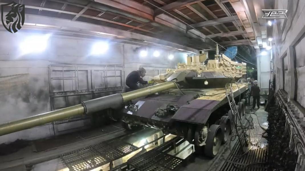 Russia Deploys Exhibition T-90MS to Ukraine Front