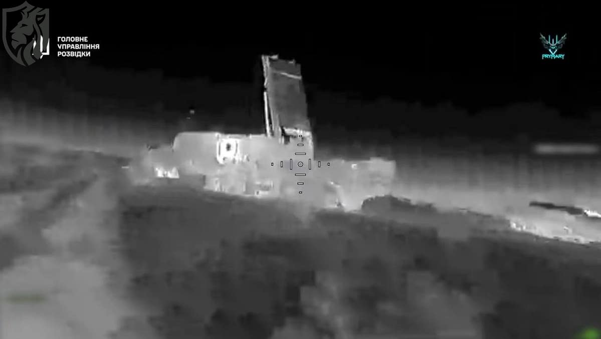 Ukraine Destroys Russian S-500 Air Defense Radar in Crimea