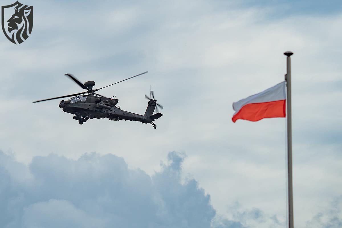 Poland Leases 8 Apaches Ahead of Full Delivery