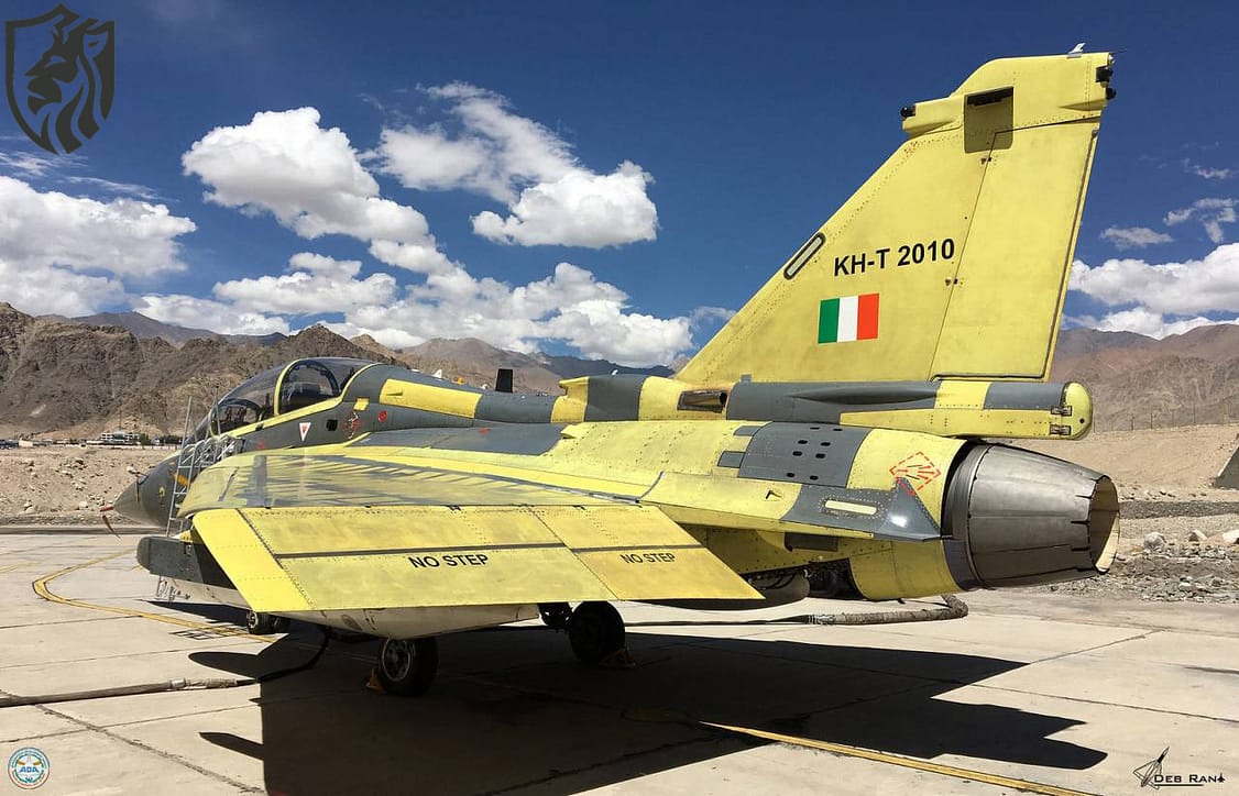 Aircraft "Tejas" without painting. Metal and composite plating elements are visible. Photo by HAL / tejas.gov.in